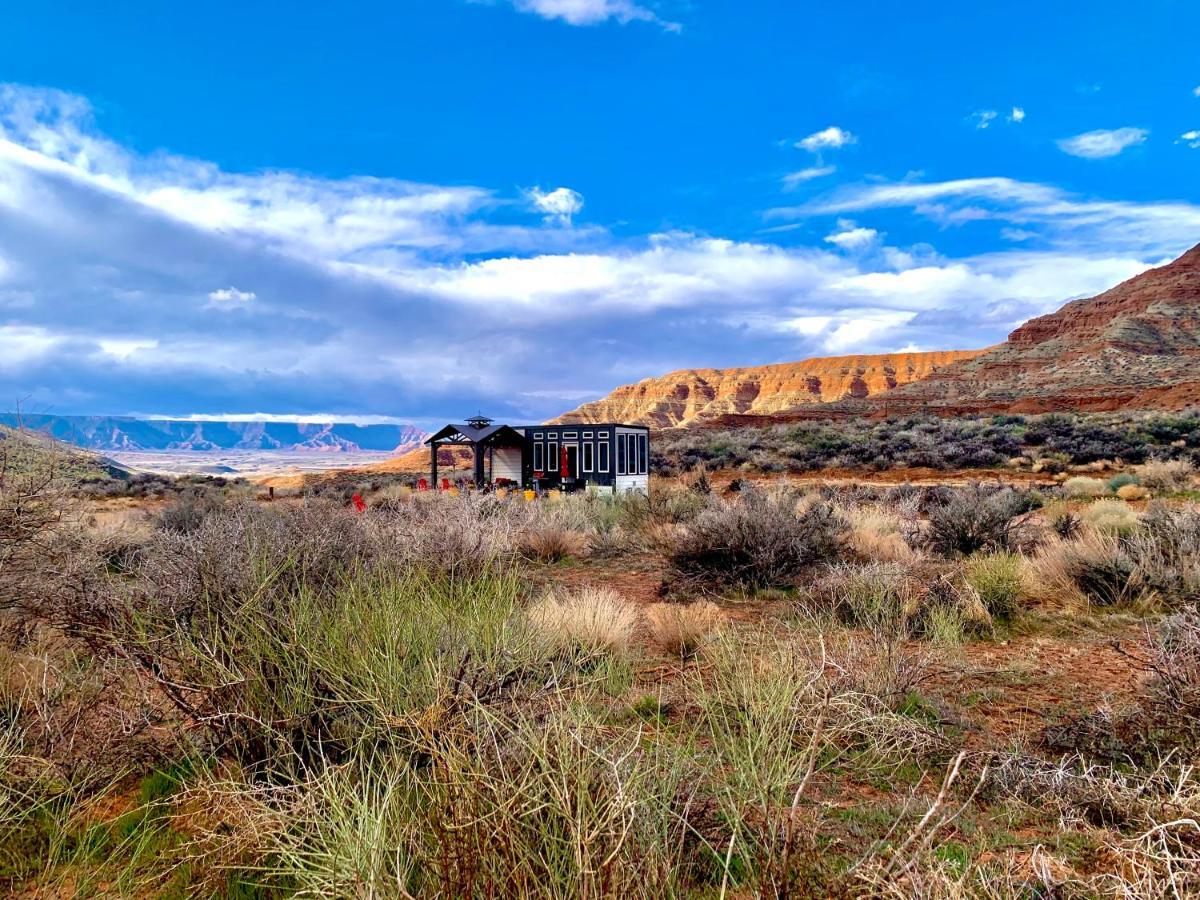 Гостевой дом Zions Tiny Oasis Верджин Экстерьер фото